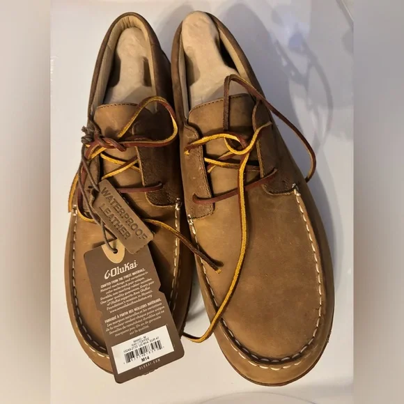 Olukai shoes - Picture 1 of 2